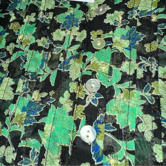 NWT Rose & Olive Green Metallic Floral Blouse Size Medium - Picture 8 of 12